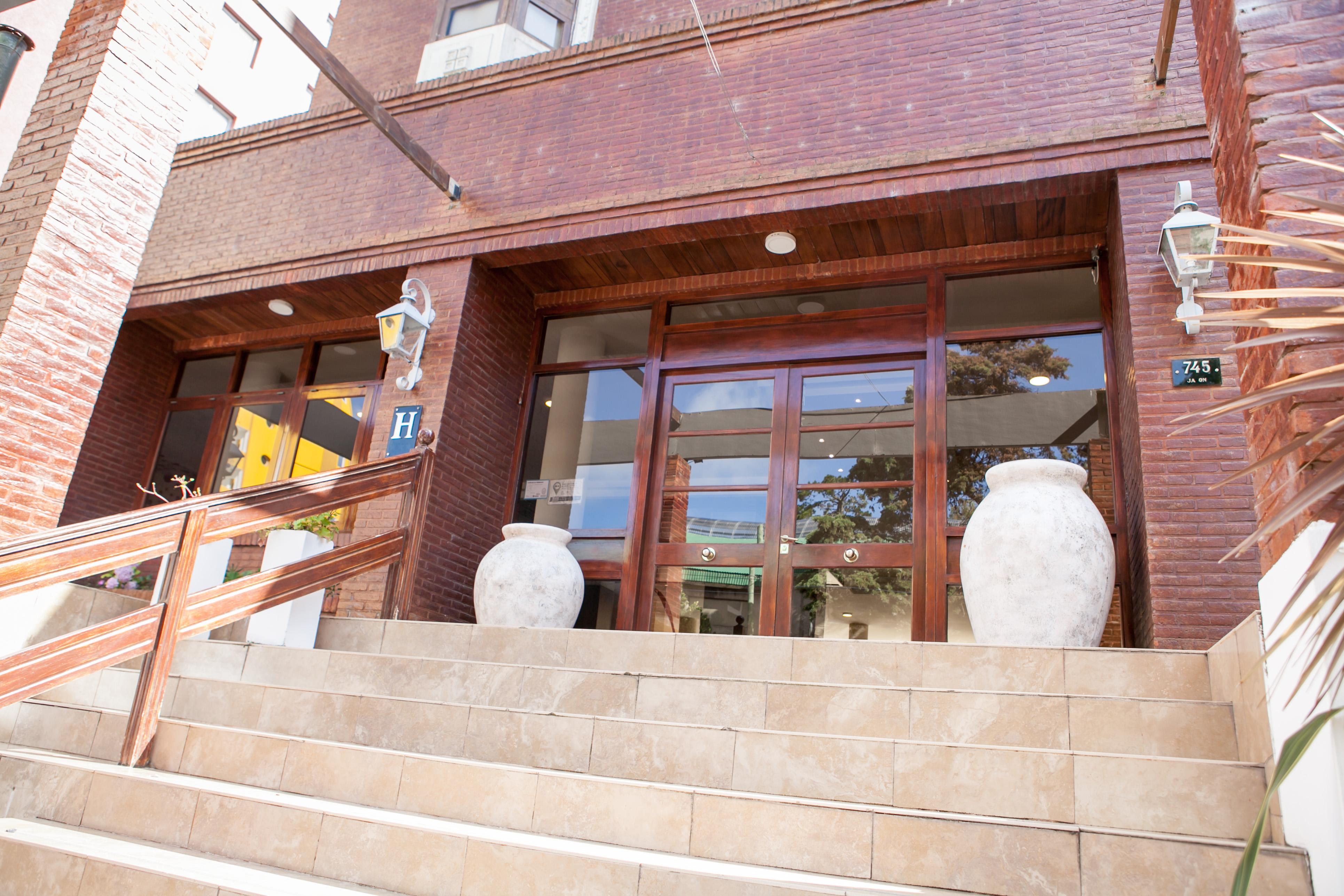 Bagu Pinamar Hotel Exterior photo